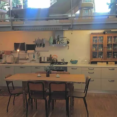 度假居 Sunny Loft Warehouse Conversion & Spacious Terrace *